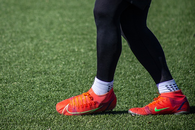 更是在关键 更是在关键